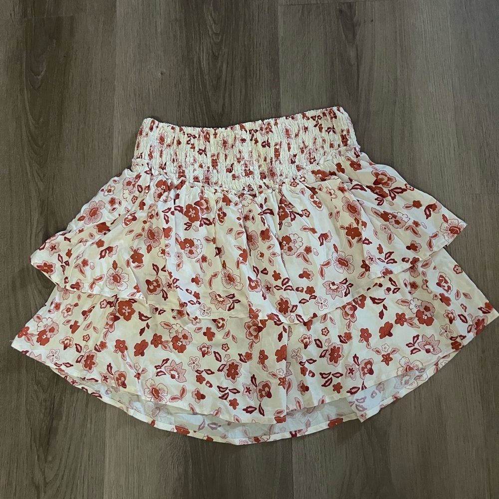 Hollister White and Red Smocked Bubble Mini Skirt